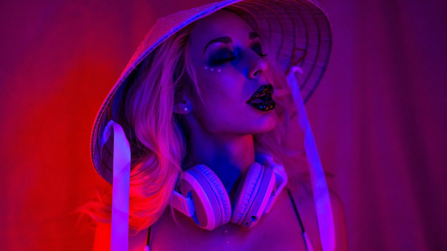 Eva Kari