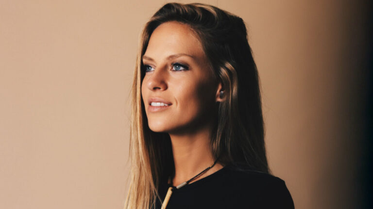 Nora En Pure, female DJ